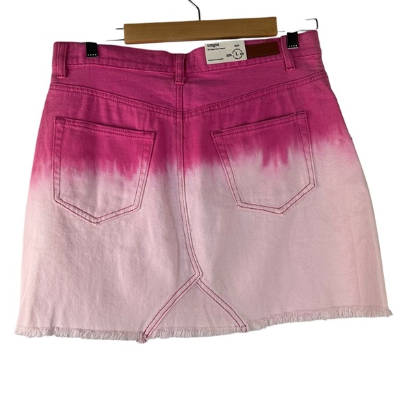 NWT Umgee Pink Ombre Denim Mini Skirt Size Large Gradient Dip Dye Raw Hem Y2 - Picture 4 of 13